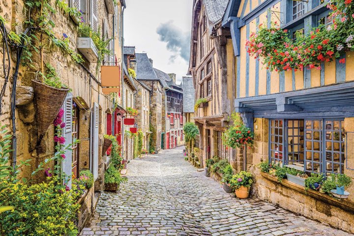 Dinan1