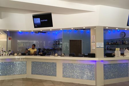 La Cantina