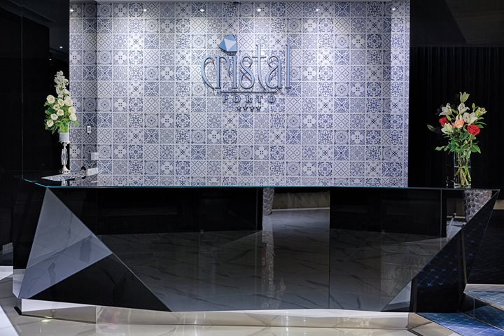 Lobby, Cristal Porto