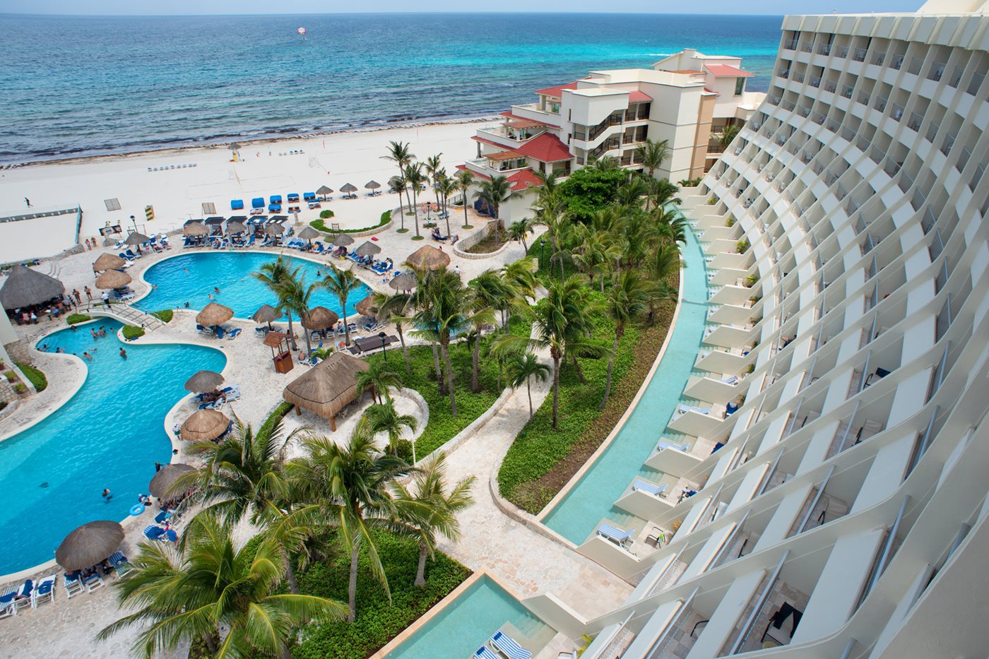 Inclusions and services - Grand Park Royal Luxury Resort Cancun