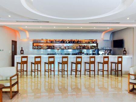 Bar M&M 