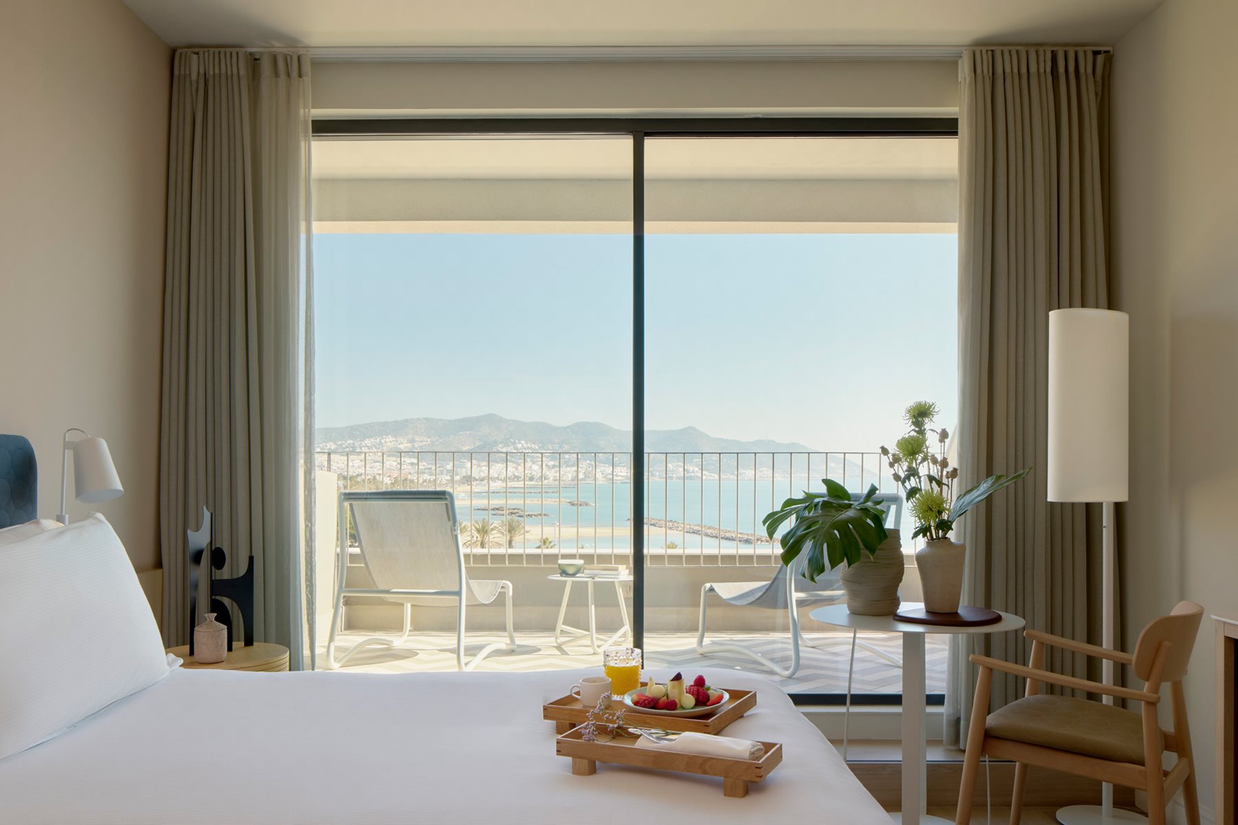 2 communicantes supérieure ME vue mer latérale, ME Sitges Terramar