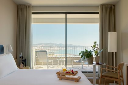 2 communicantes supérieure ME vue mer latérale, ME Sitges Terramar