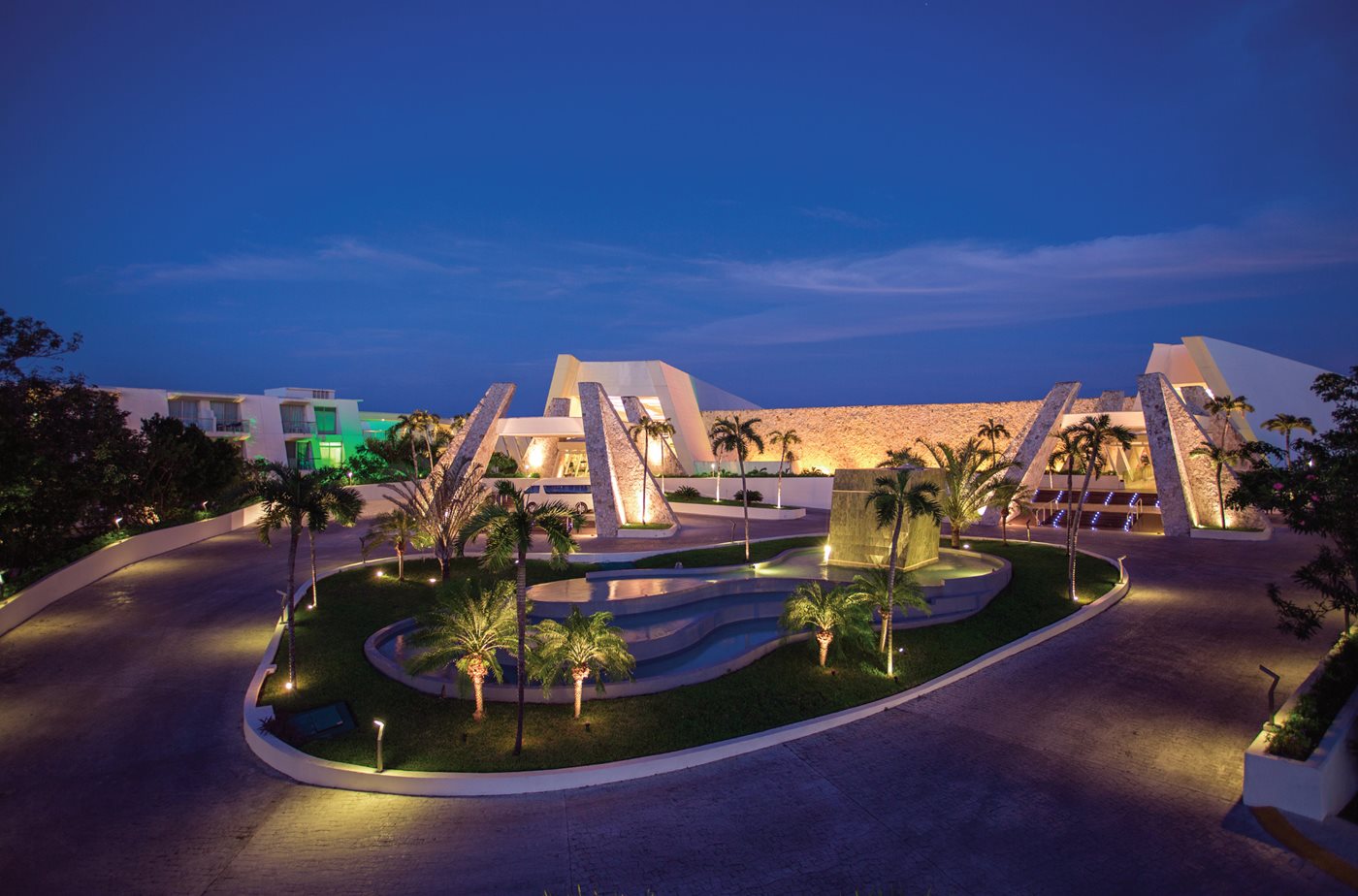 Resort at night, Grand Sirenis Mayan Beach Resort & Spa