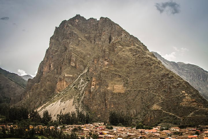 View of the mountain in Sacred Valley0
