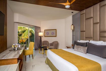 Preferred Club Junior Suite Tropical View King, Secrets Royal Beach Punta Cana