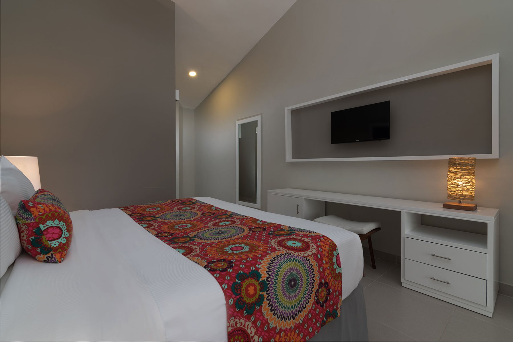 Superior Room Solo Collection, Emotions By Hodelpa Juan Dolio