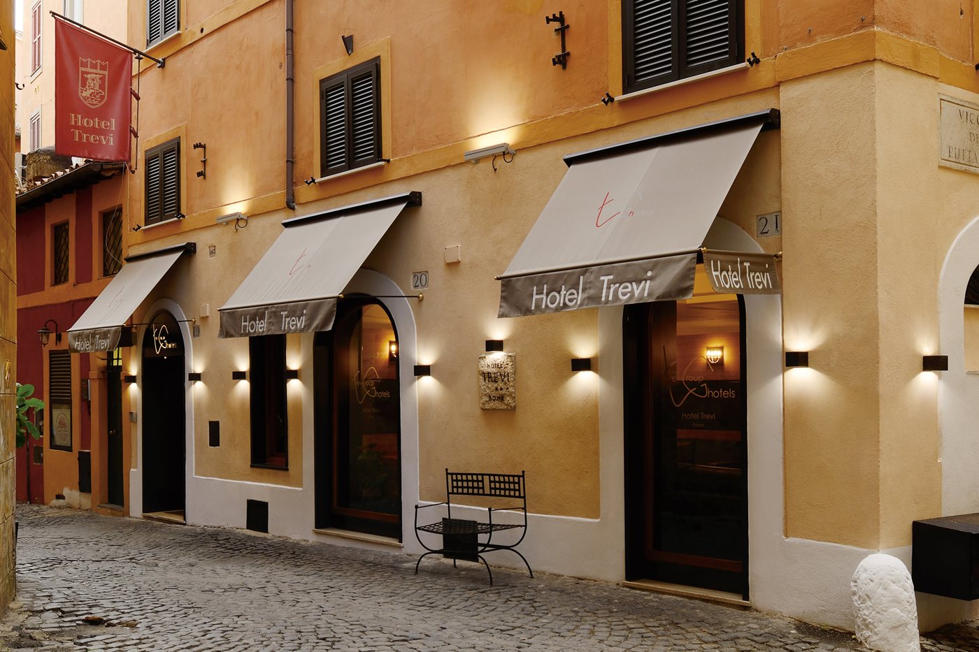 Façade, Hotel Trevi, Rome
