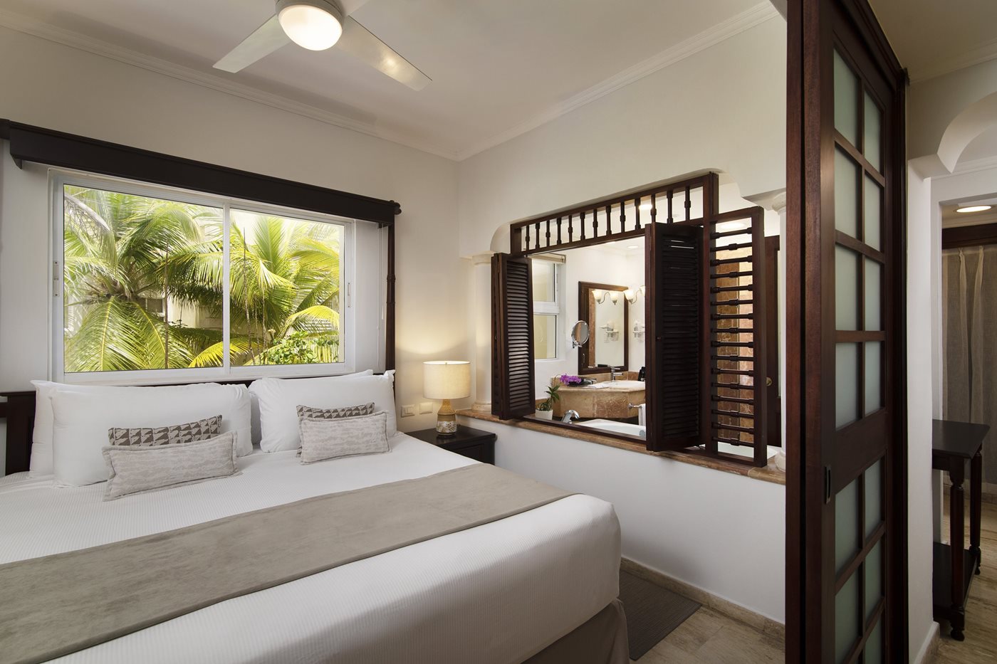 Two bedroom Suite Beach Side, Meliá Caribe Beach Resort