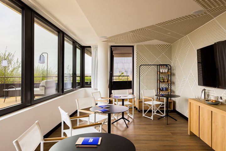 Affaires, Hotel Firstname Bordeaux