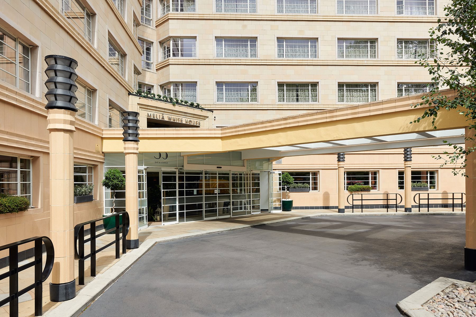 Hotel Entrance, Meliá White House Hotel, London