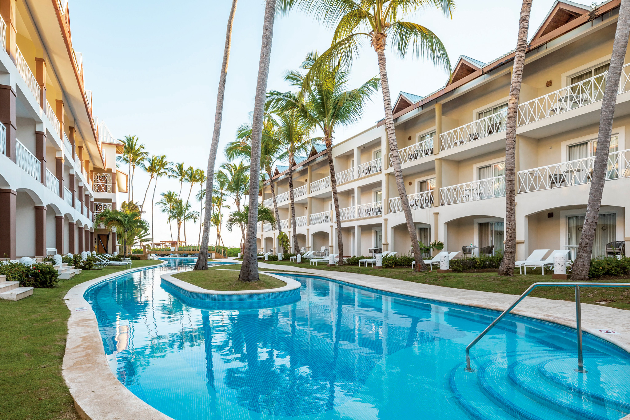 punta cana adults hotel belivehotels hoteles transat dominican republic puntacana hotels