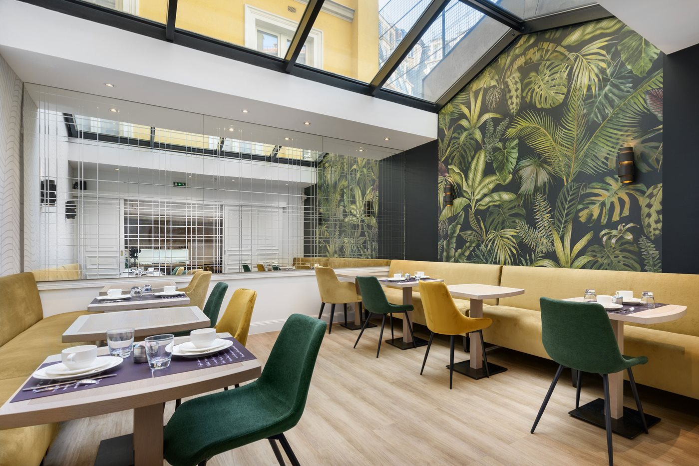 Salle à petit déjeuner - Verrière, Hôtel Le Royal Rive Gauche, Paris
