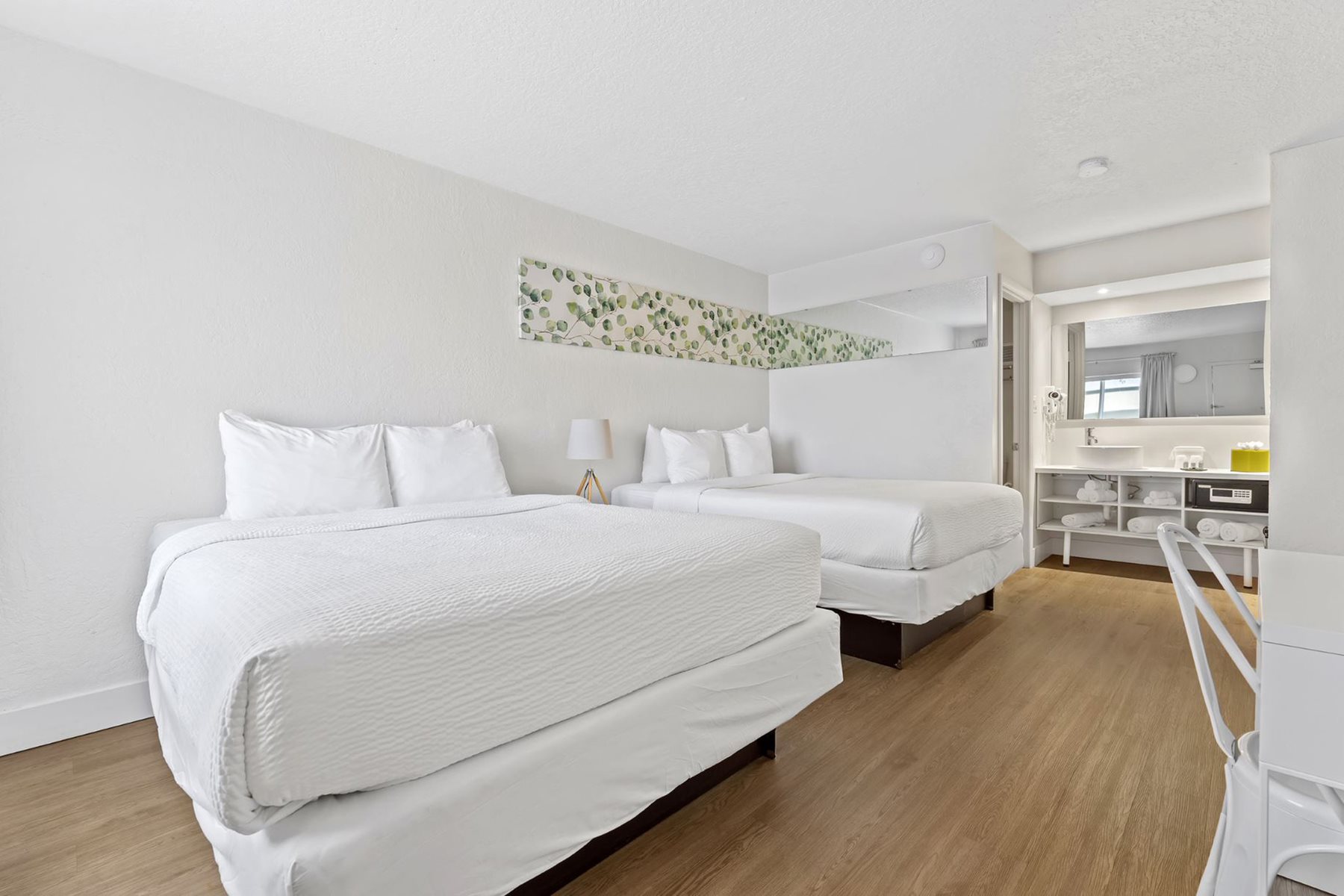 Standard 2 Queen Room, Developer Inn Express Fundamental