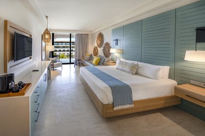 Junior Suite Tropical View King, Adults Only Club At Lopesan Costa Bavaro Resort Spa and Casino