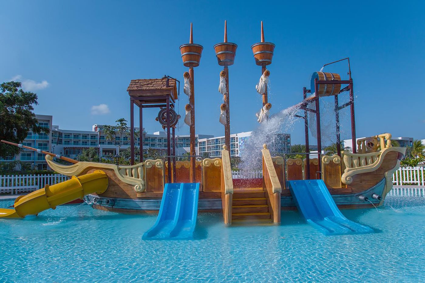 Water Park, Gran Muthu Almirante Beach, Holguin