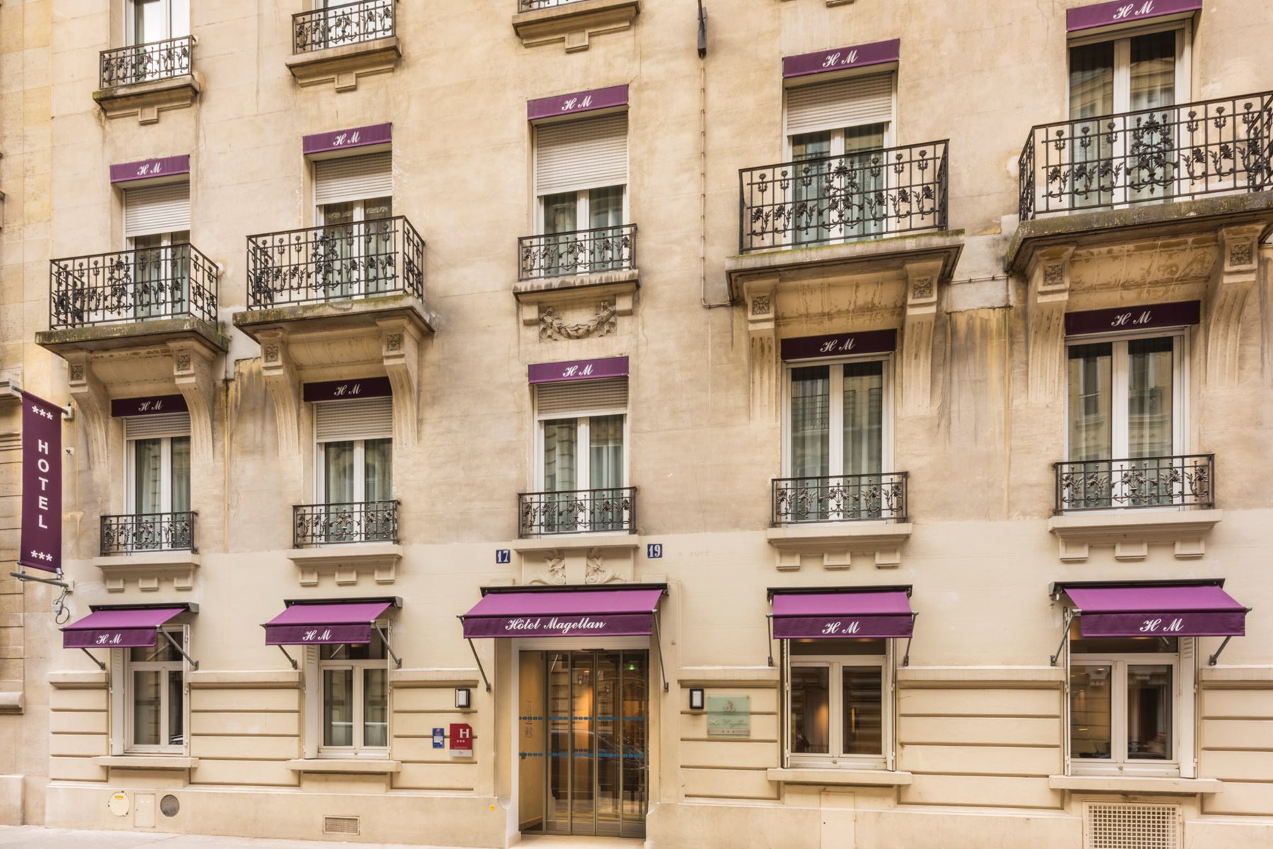 Façade de l'hôtel, Hôtel Magellan, Paris