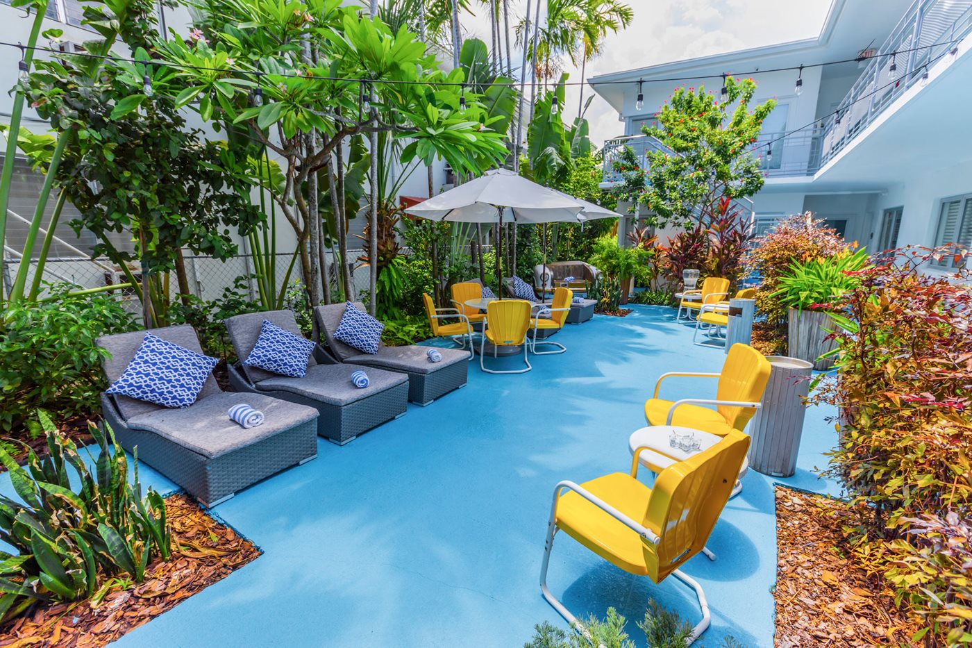 Terrace, Seaside All Suites Hotel, Miami