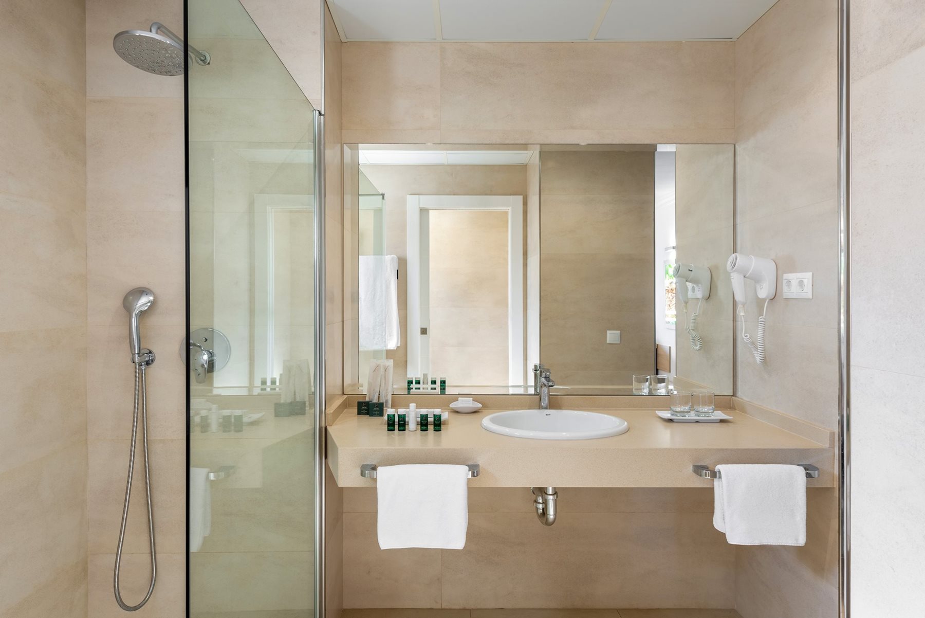 Bathroom - Premium Room, Hotel Las Arenas Affiliated By Meliá