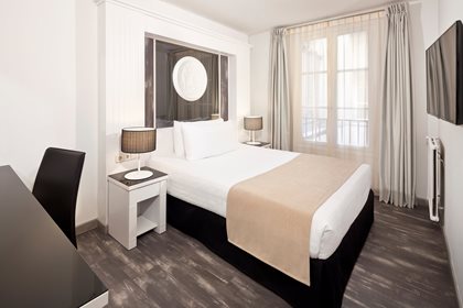 Single Room, Hotel Paris Opera by Meliá