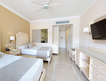 Suite Junior de luxe face au château, Bahia Principe Fantasia Punta Cana