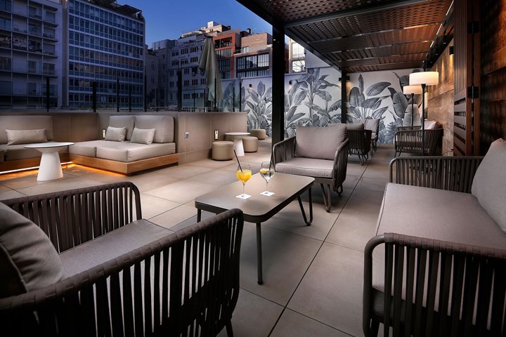Terrace, HCC St Moritz, Barcelona