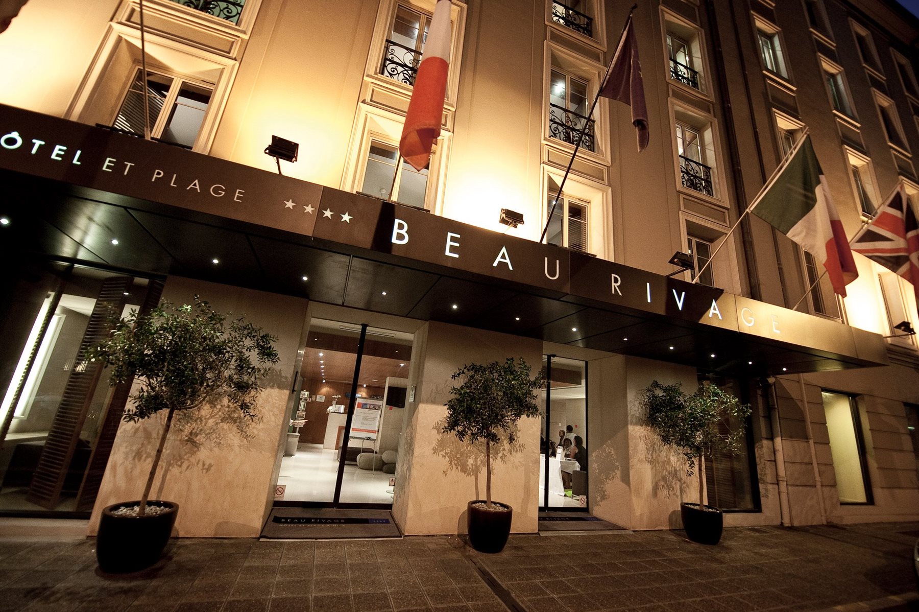 Façade de l'hôtel, Hôtel Beau Rivage