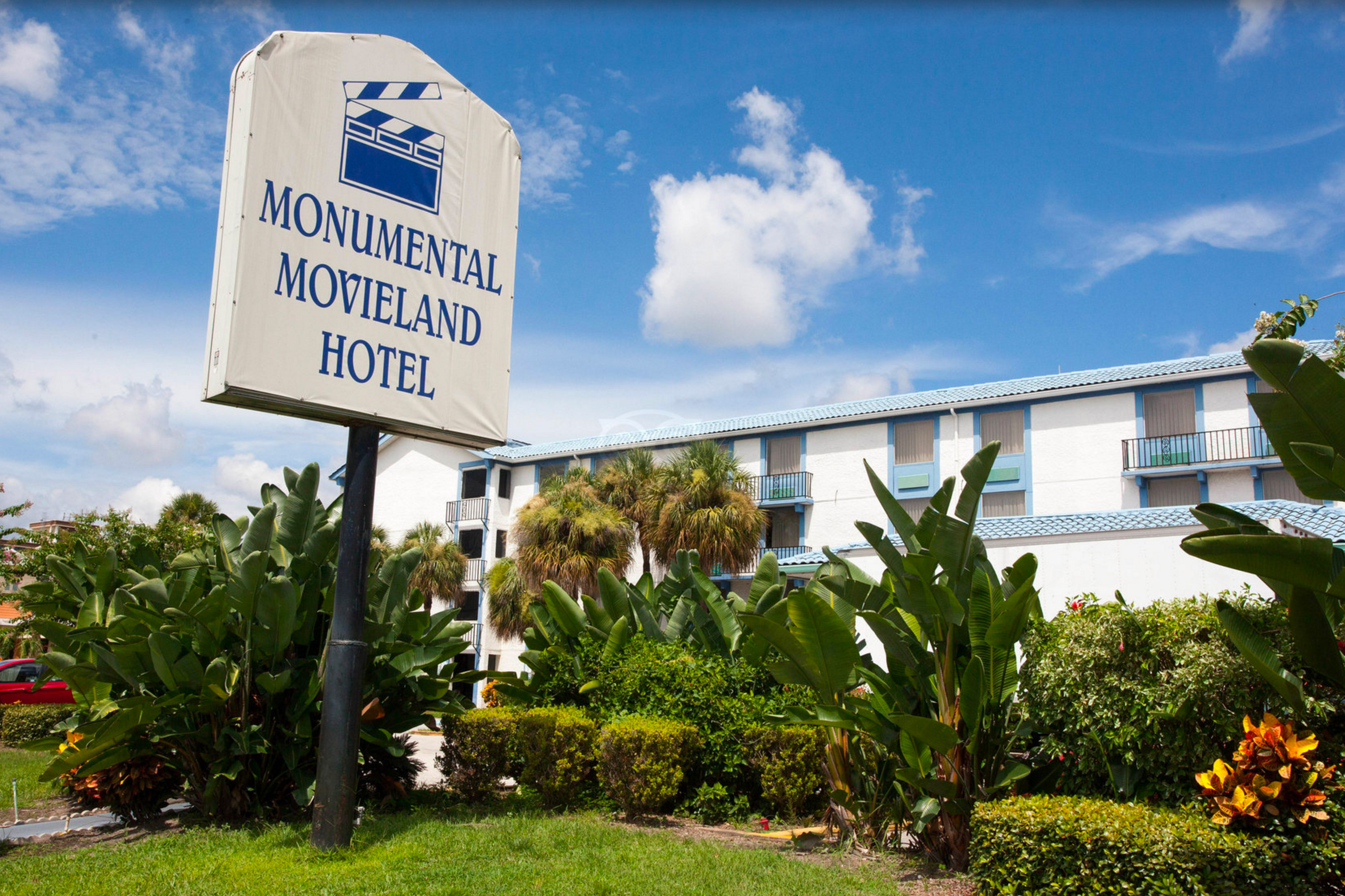 Monumental Movieland Hotel - Orlando | Transat