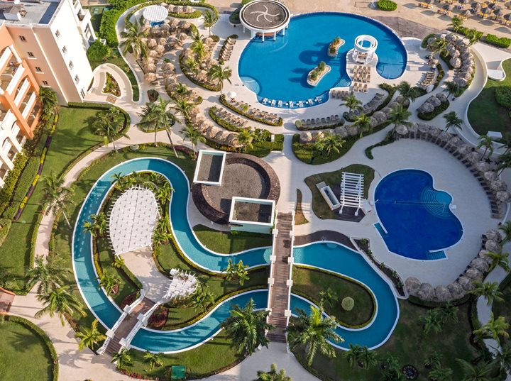 Lazy River, Iberostar Selection Rose Hall Suites, Montego Bay