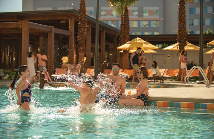 Pool - Family, Universal's Endless Summer Resort - Dockside Inn and Suites, Orlando