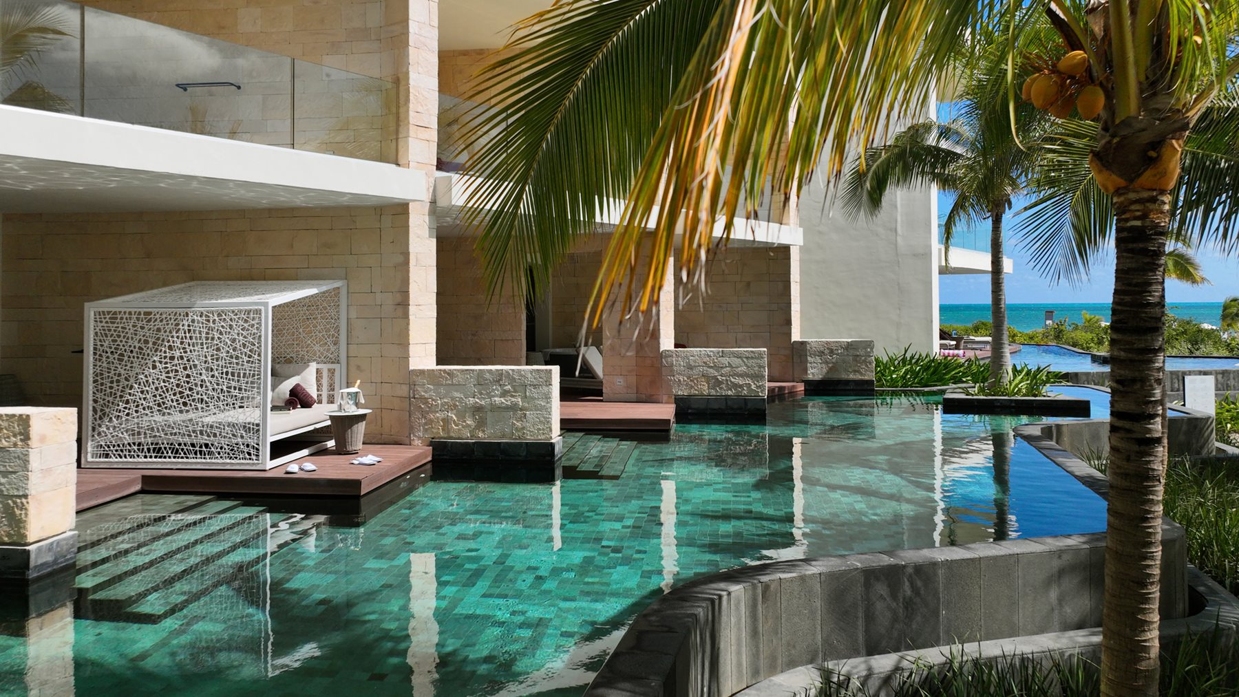 Junior Suite Swim Up Beachside Ocean View, TRS Coral Hotel