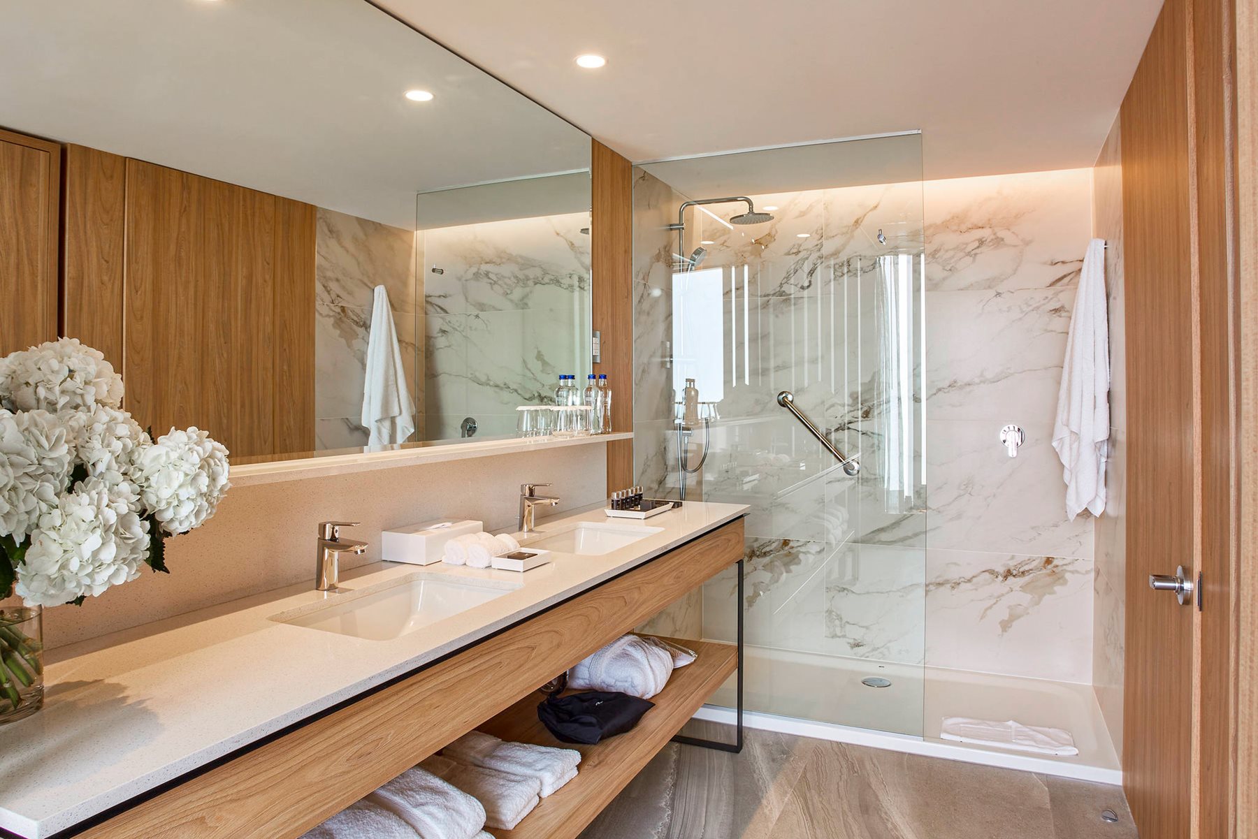 Bathroom, Pullman Lima Miraflores