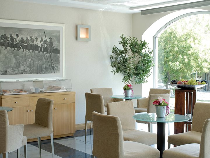 Petit Café Degli Artisti Restaurant, The Athenian Callirhoe